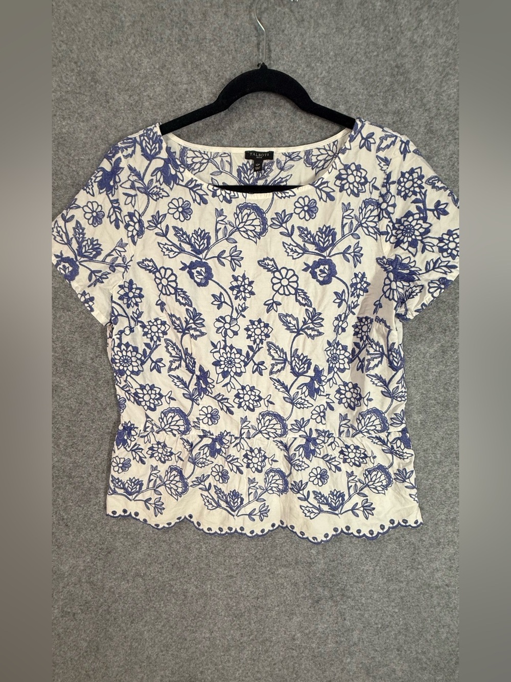 Talbots embroidered floral peplum white base with blue floral embroidery size L